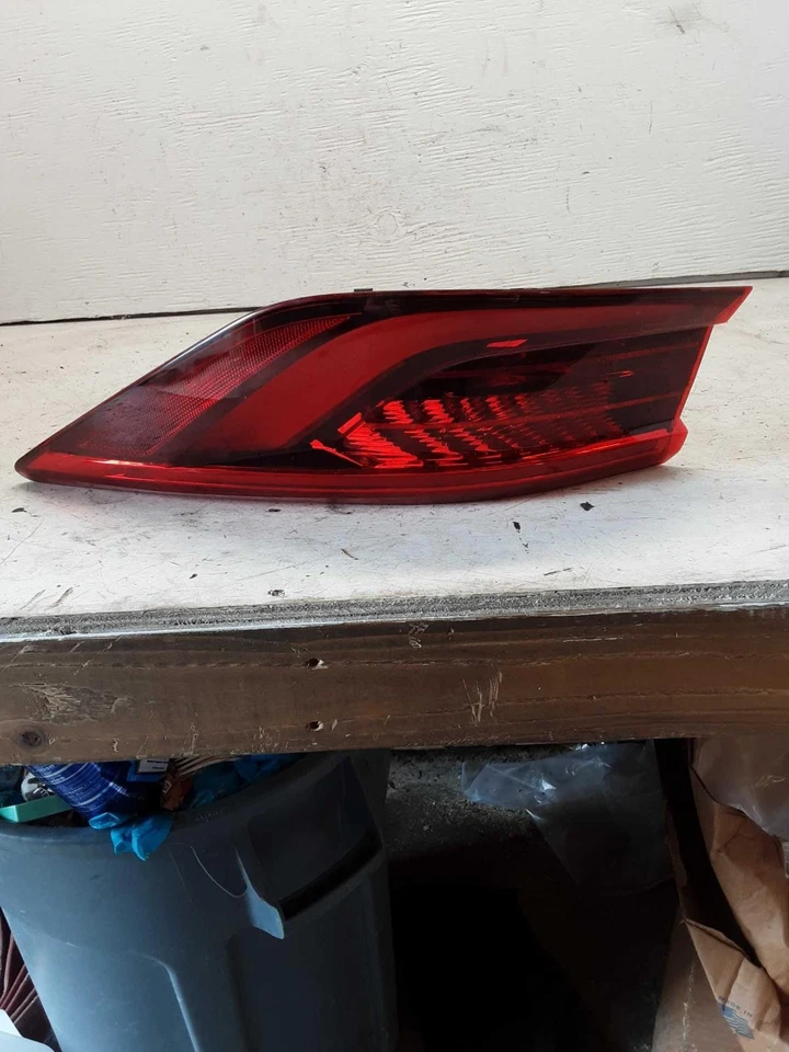 Used Right Tail Light Assembly fits: 2019 Infiniti QX50 quarter panel mounted Ri Foto 2 de 4
