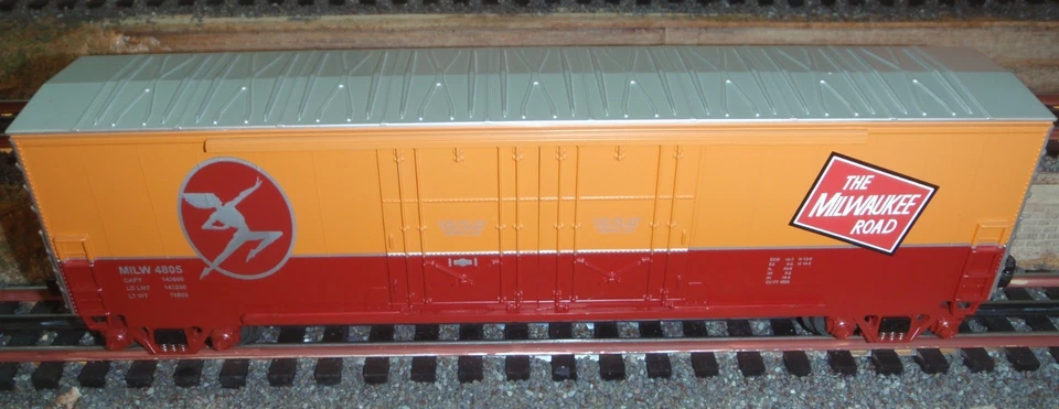 MTH K-Line Milwaukee Road Hiawatha 3 pack with scale box cars, and hopper - Image 4 of 4