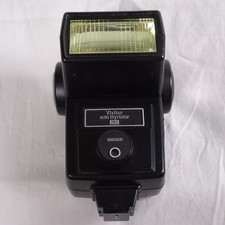 Vivitar 283 Auto Thyristor Flash Unit With zipper case.