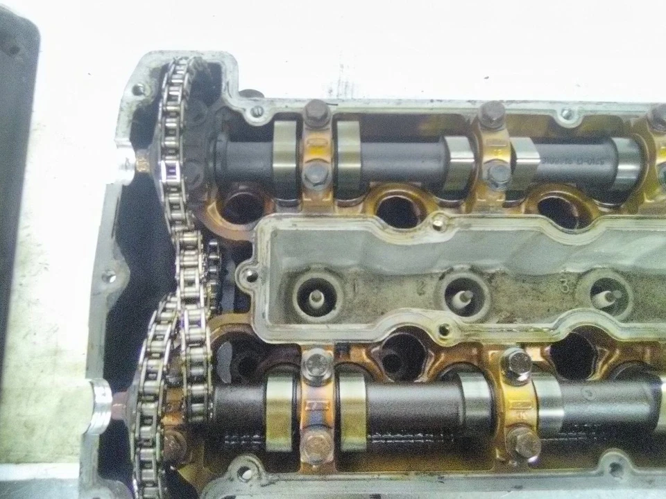 99-05 Saab 9-5 culata 4 cilindros motor B235E  Foto 3 de 4