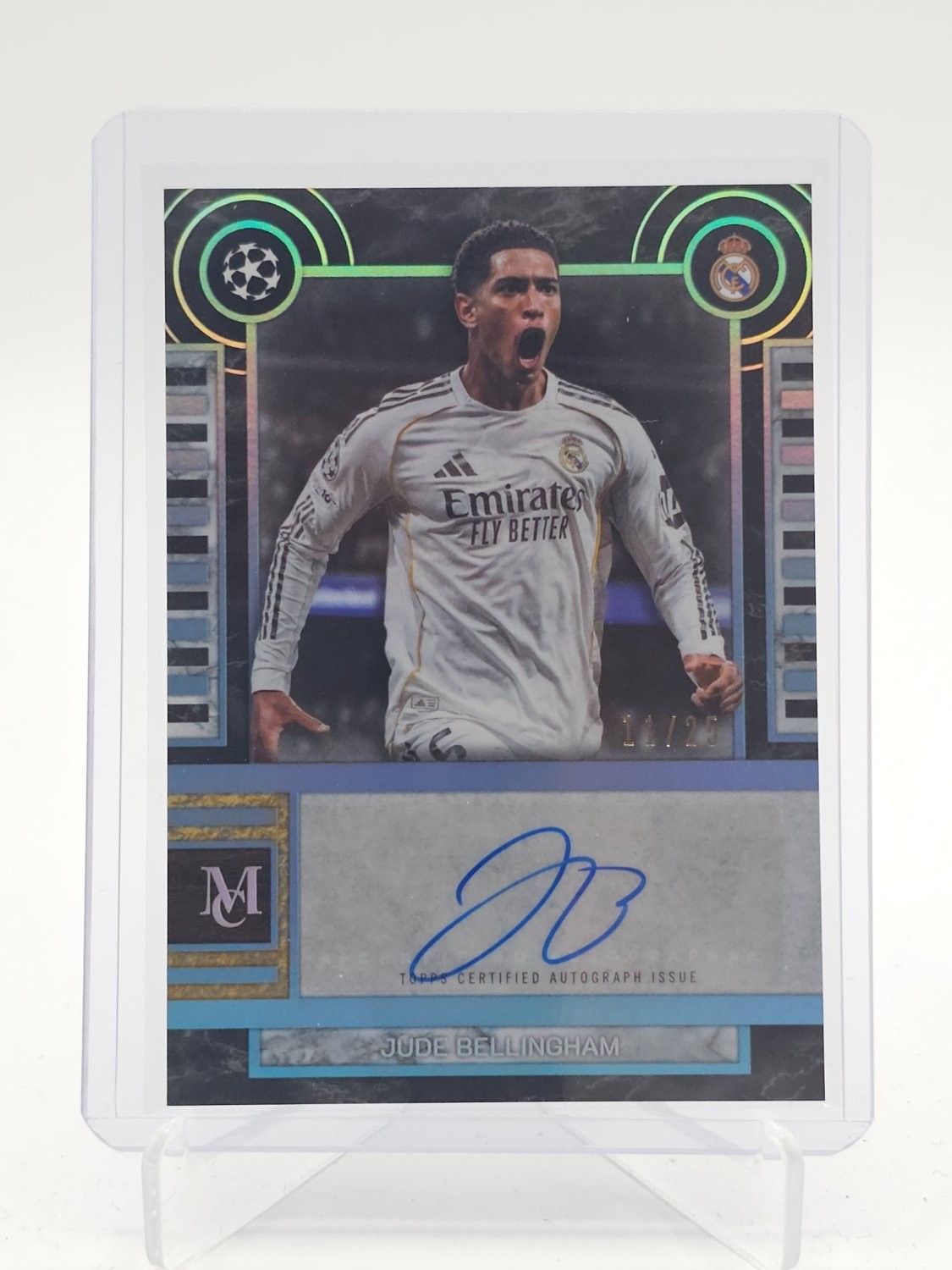 JUDE BELLINGHAM 2025-26 TOPPS MUSEUM UCC MARBLEIZED BLUE TOPAZ AUTO /25 Q2754