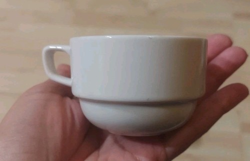Taza de té blanca Royal Rego