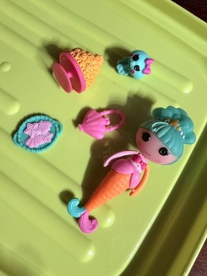 Mini Lala-Oopsie Meerjungfrau Seerose Puppe