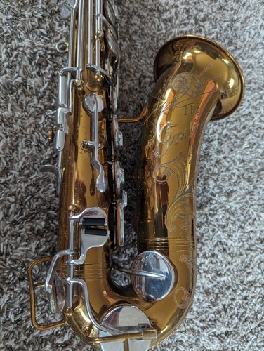Martin Indiana Deluxe Alto Saxophone SN:65398 Nice Org Lacquer Matching Serials - Picture 10 of 21