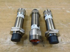 Balluff BES-516-213-E5-E-S5 Inductive proximity sensor LOT OF 3 NEW CSQ