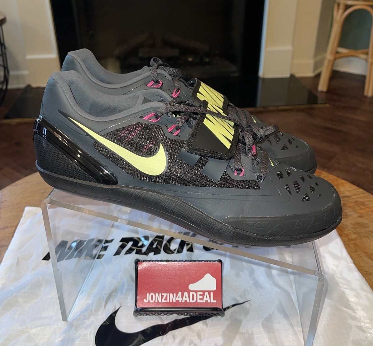 Size 9 Nike Zoom Men