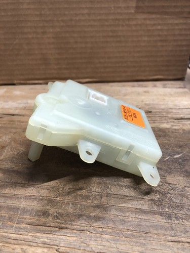 New Old Stock Genuine Ford Motor Assembly Part #XC2Z-19E616-AA. - Picture 8 of 9