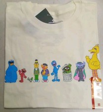 Sesame Street Women's Crew Neck Character Print T Shirt Size Small. Ivory