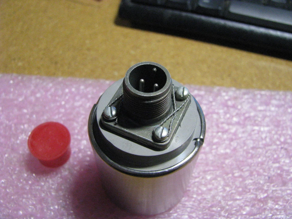 IMC MAGNETICS SOLENOID # 18SD865-1  NSN: 5945-00-774-6943 - Image 3 of 4