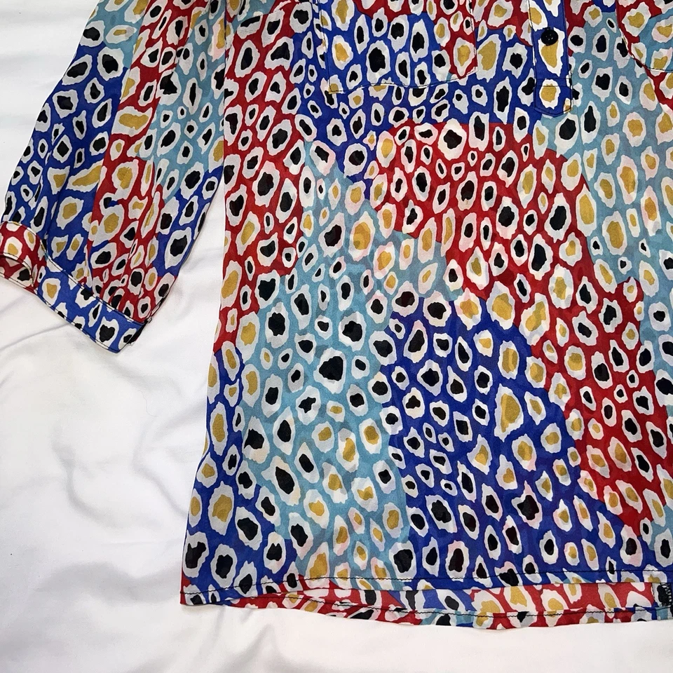 TRINA TURK Blouse Size Medium Multi-Color Spotted Print Half Button Lightweight. - Image 3 of 4