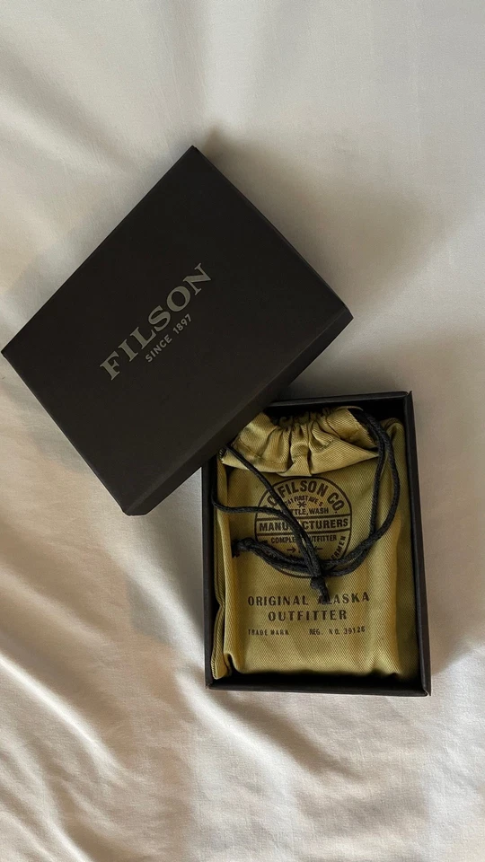 Filson Outfitter Wallet Leather Tin Cloth Waxed Canvas Bifold Flyway Green - New - Image 4 of 4