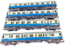 Rake Of 4X Trix Twin Railways TTR Mixed Coaches M21240,16171,16171,16171 Unboxed