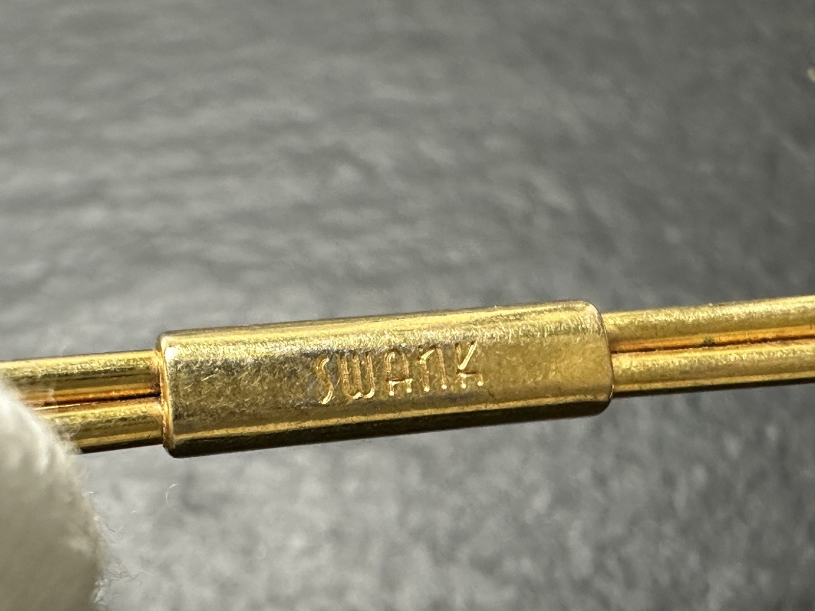 TWO VINTAGE SWANK GOLD TONE COLLAR BAR CLIPS M220