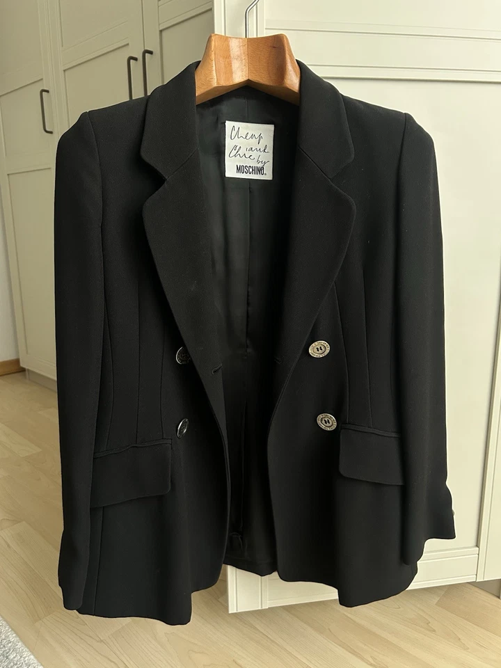 Moschino Cheap and Chic Damen Blazer schwarz kurz gefüttert Knopf Langarm - Bild 2 von 4