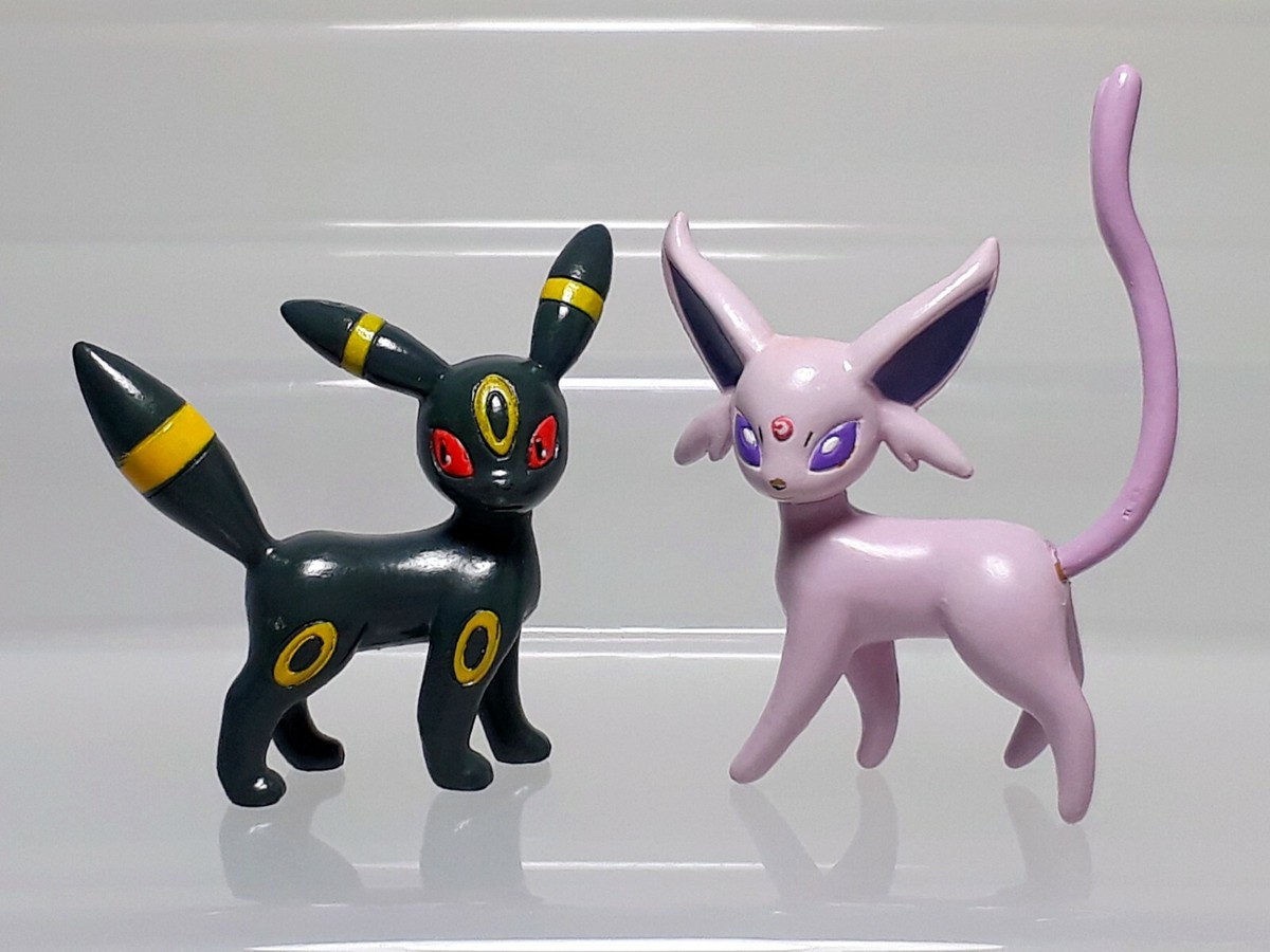 Umbreon Espeon Pokemon Figure Set Takara Tomy A.R.T.S Eevee