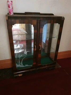 Display Cabinet 875 Wide 1100 High And 330 Deep North Melbourne