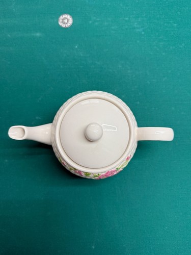 Vintage Teleflora Ceramic Porcelain Teapot 1985 w/ Lid White Lattice Floral Home - Picture 5 of 5