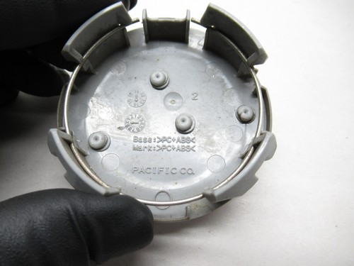 LEXUS Wheel Center Cap PACIFIC CO OEM - Picture 4 of 5