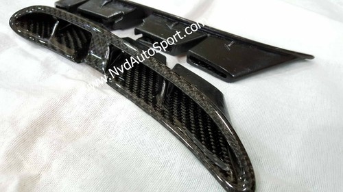 BMW F82 M4 / F83 M4 Carbon fiber Exterior Fender Air duct grill (Side Grilles) - Picture 9 of 11