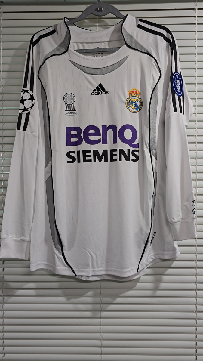 01 - R. Madrid 06/07 Home UEFA - White - Ronaldo # 9 - Large (Run