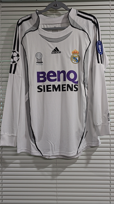 01 - R. Madrid 06/07 Home UEFA - White - Ronaldo # 9 - Large (Run