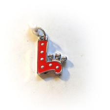 Pop Girl Ear Bud Charm: Letter L