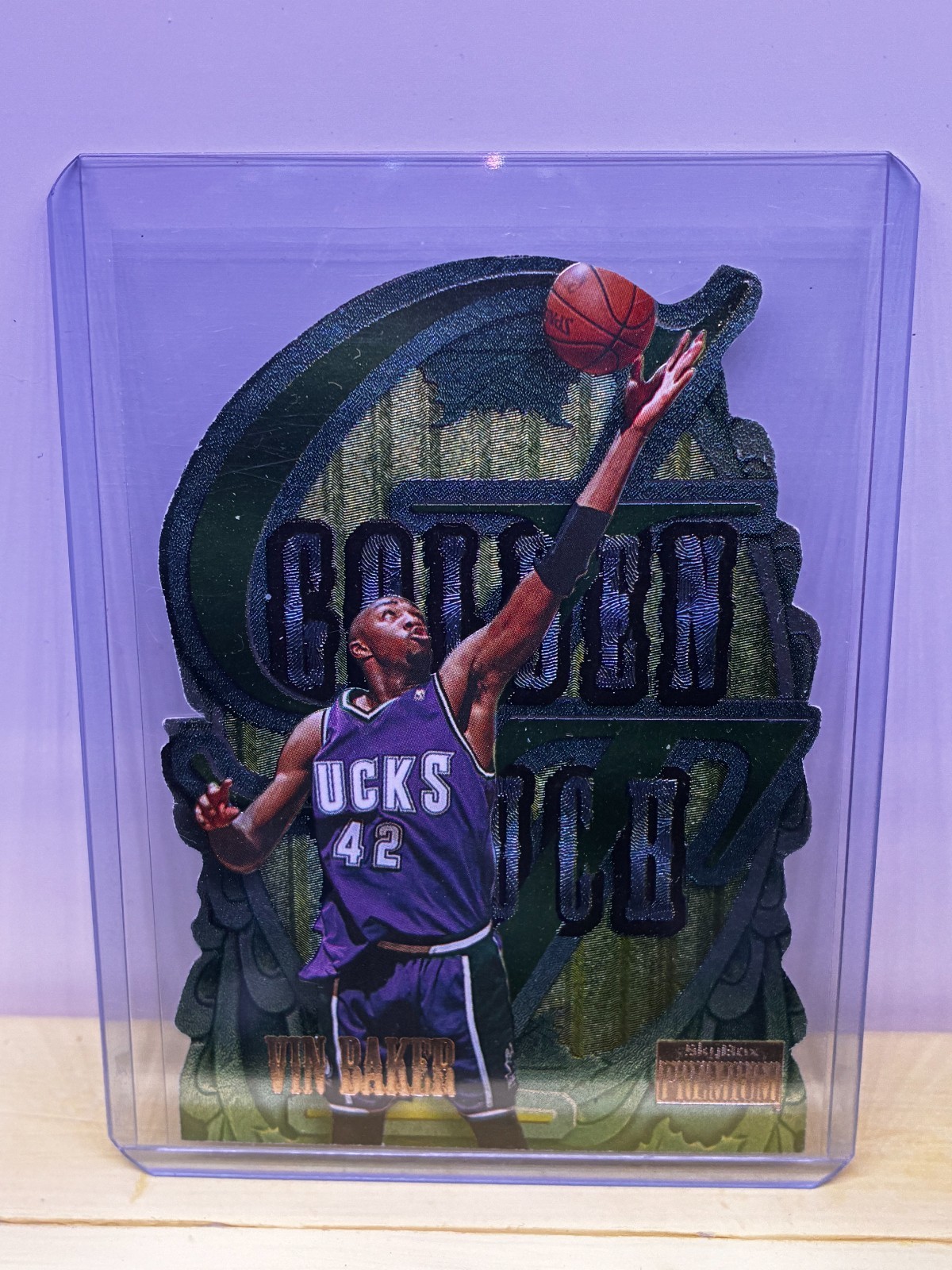 1996-97 Skybox Premium Golden Touch Die-Cut #1 Vin Baker