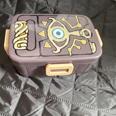 CultureFly Zelda Sheikah Eye BPA-Free 2-Compartment Snap Lid Lunch