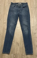 Levi's 721 High Rise Skinny Jeans Women's  Size 27  Waist 32 Inseam Medium Wash