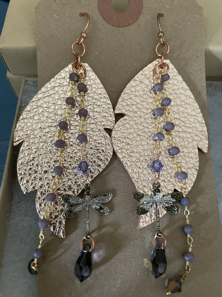 Серьги ручной работы от Zoe Love Creations висячие стрекозы мерцающее розовое золото - Изображение 4 из 4