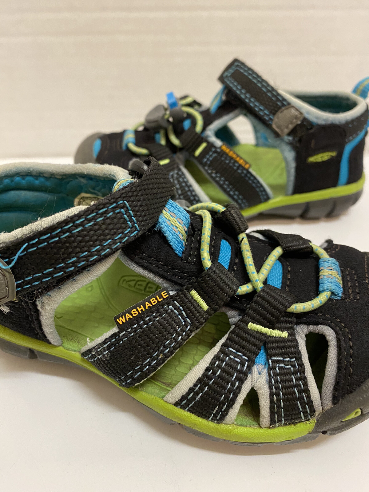 keen little kid sandals