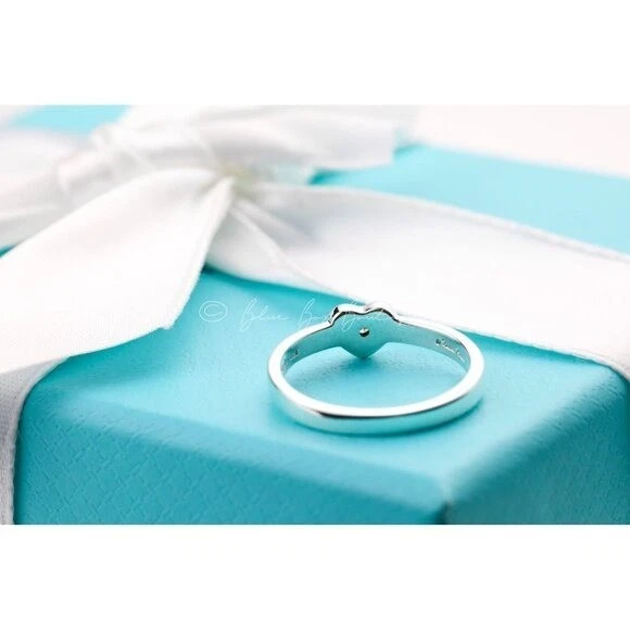 Anillo Tiffany & Co. Diamante Paloma Picasso "Corona de Corazones" Corazón Banda Talla 5 Foto 4 de 4