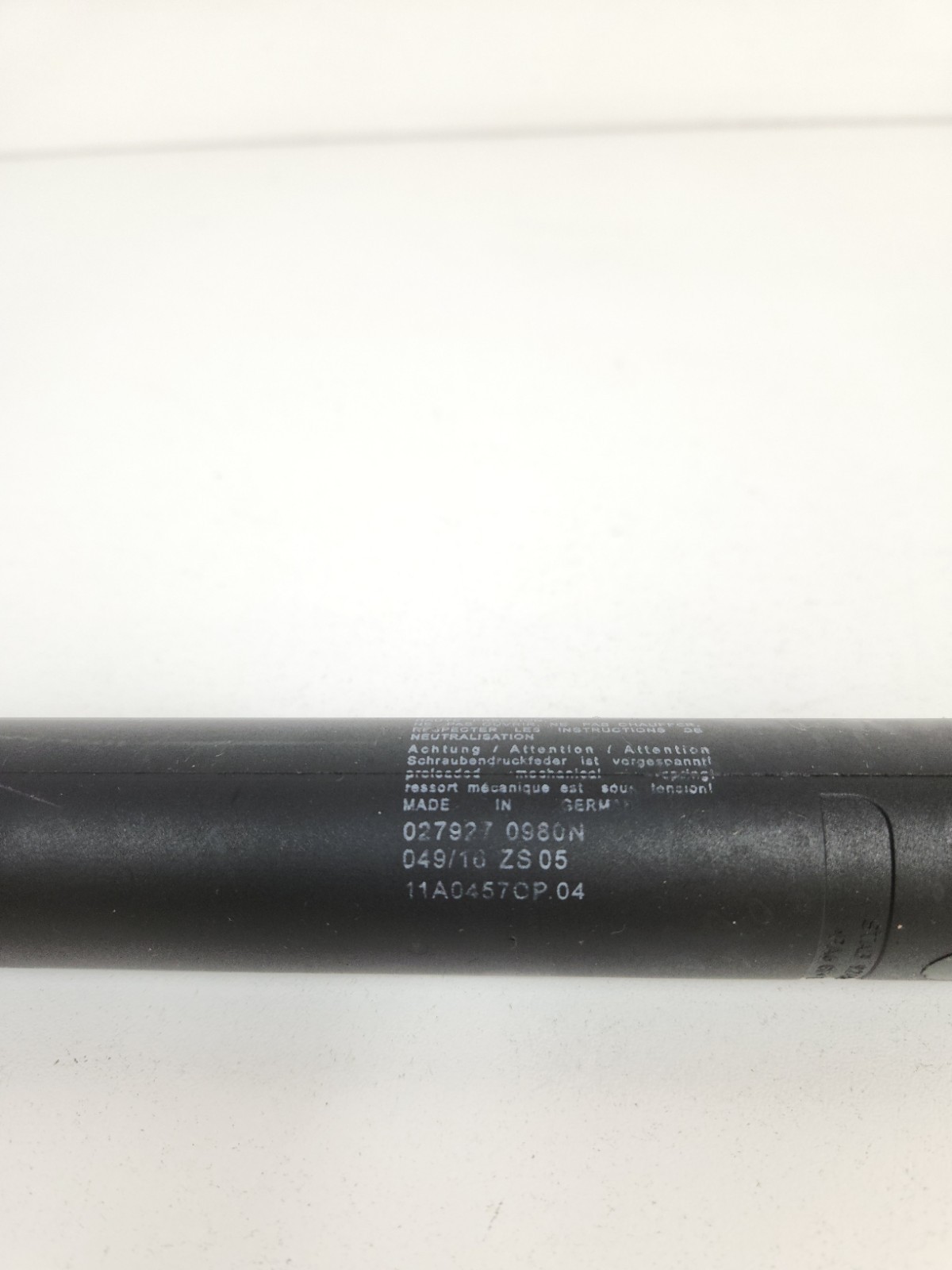 2015-2016 MCLAREN 650S RIGHT SIDE DOOR LIFT SHOCK STRUT CYLINDER SUPPORT OEM
