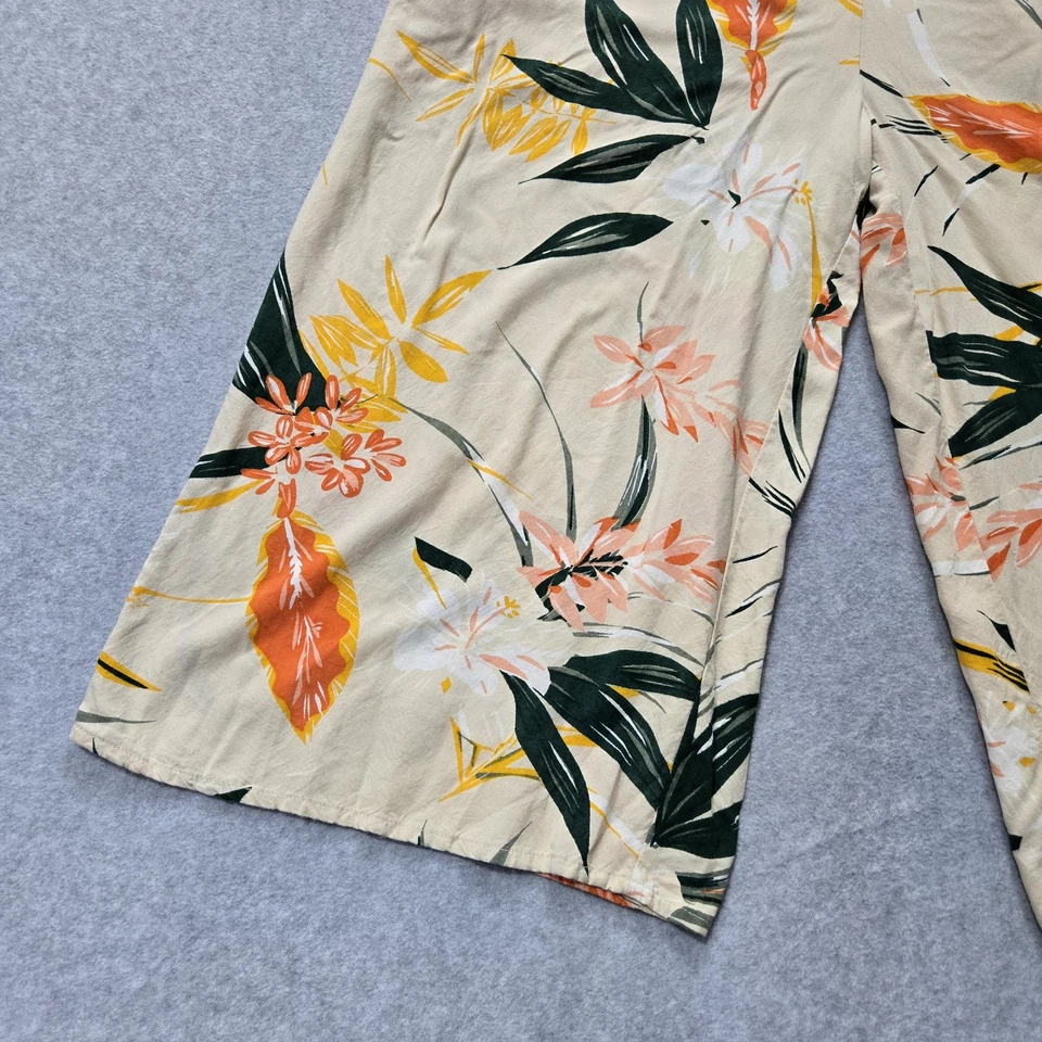 Mono Patrons of Peace Mujer Pequeño Floral Pierna Ancha Boho Hombro Descubierto Rayón Foto 4 de 4