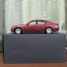 1/18  KYOSHO BMW 7 series wine red 644126