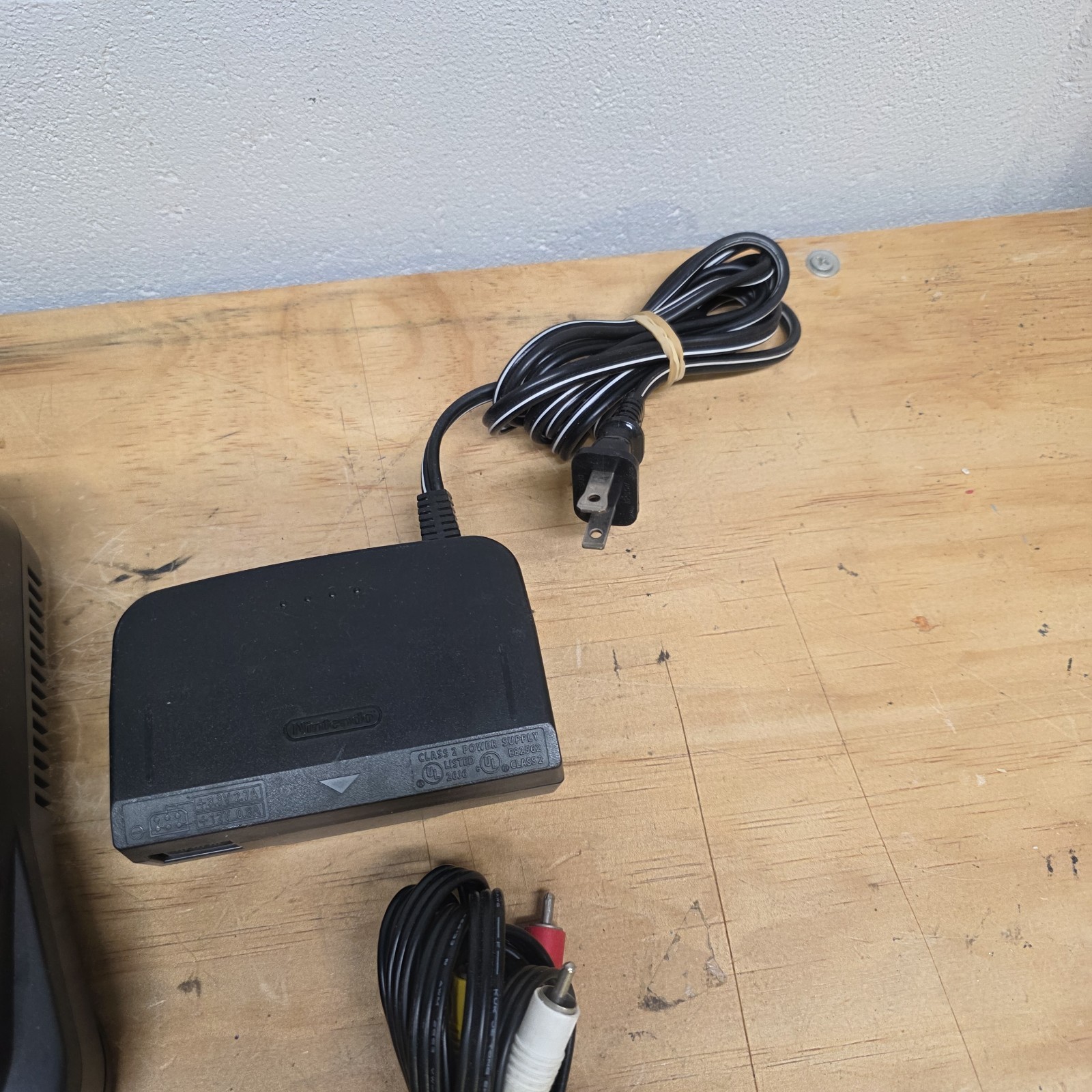 Nintendo 64 N64 USA Control Deck Console OEM Controller, Cables, And Memory Card