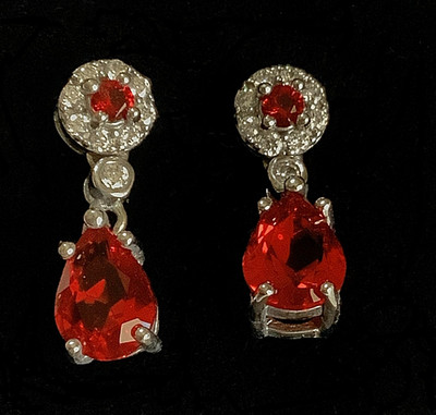 Stauer Sterling Silber Edelstein Tropfen Rubin Ohrringe - neu in Box