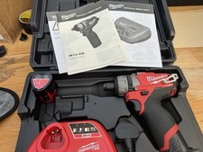 Milwaukee M12CD-202C Compact Fuel 2-Speed Screwdriver Set 6.0AH + 2.0AH Battery