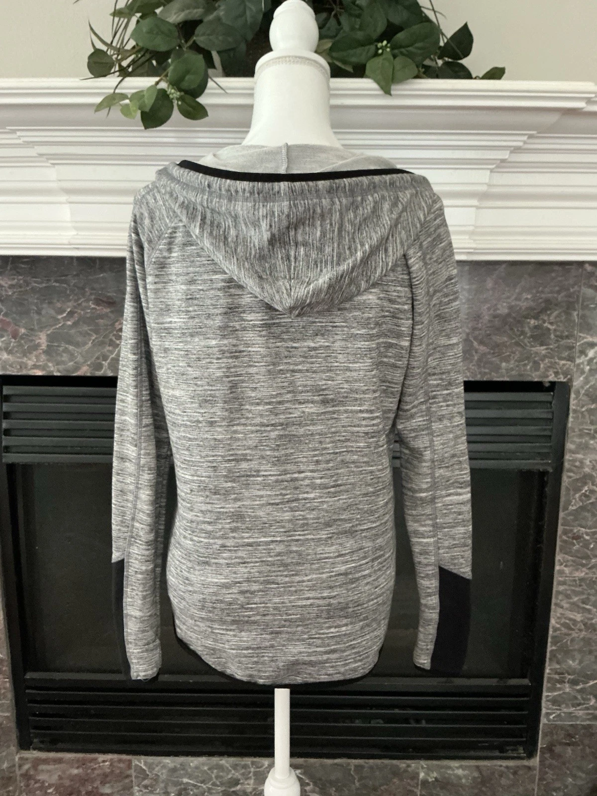 UNDERCOVER Giacca con cappuccio e zip ROSA by Victoria’s Secret grigio e nero taglia XS