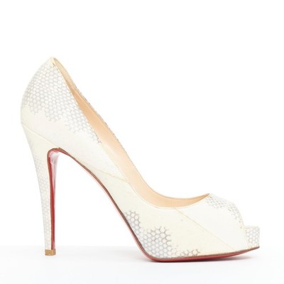 CHRISTIAN LOUBOUTIN Very Prive ivory scaled leather peep
