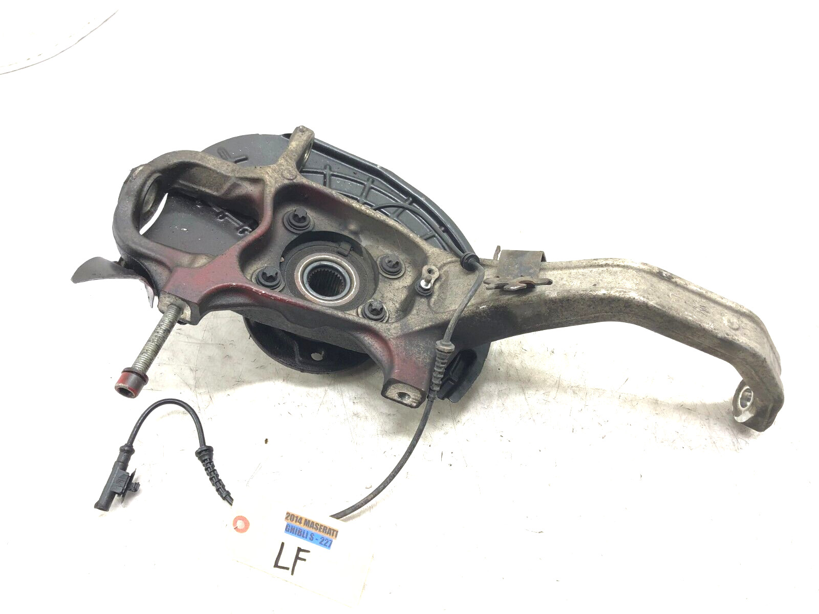 2014-2019 MASERATI GHIBLI SQ4 AWD LEFT DRIVER FRONT SPINDLE KNUCKLE HUB OEM.