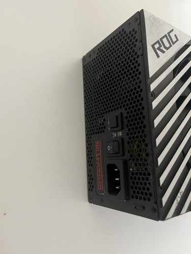 ASUS ROG Thor 1000W 80+ Platinum Modular Power Supply With Cables - Picture 4 of 9