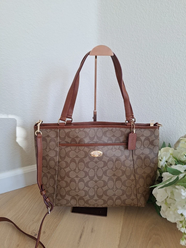 Bolso Peyton Coach caqui/silla de montar F33998 nuevo con etiquetas Foto 2 de 4