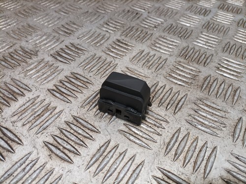 Renault Trafic MK3 2015-22 Vivaro B Dashboard Button Blank 684920647R - Picture 2 of 12