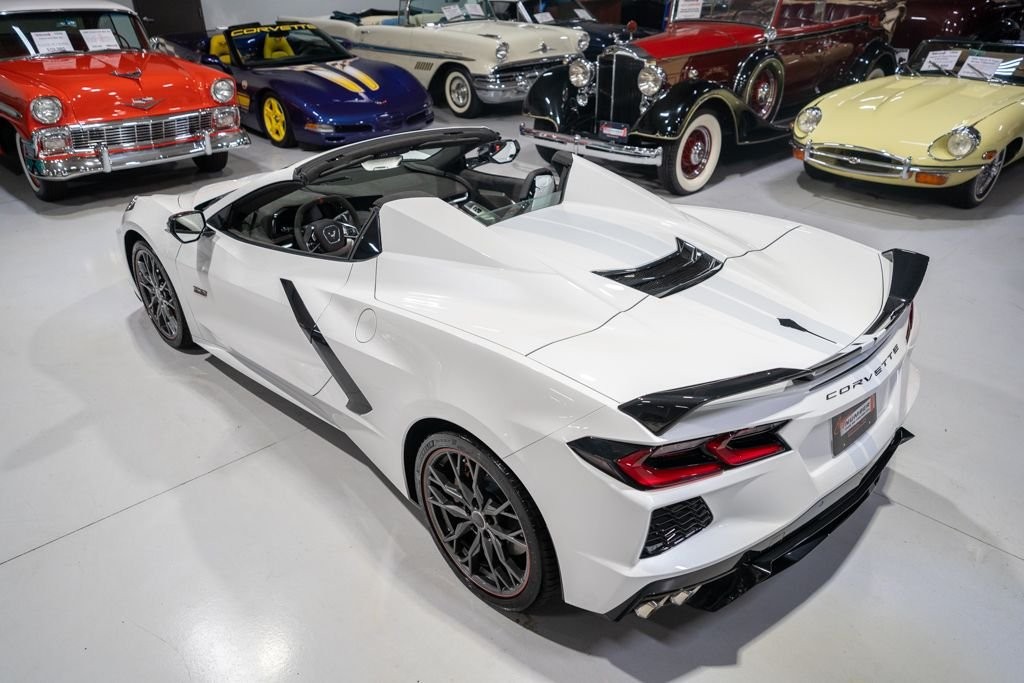 2023 White Pearl Metallic Tricoat Chevrolet Corvette   | C8 Corvette Photo 10