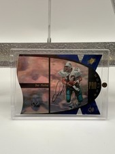 1996 SkyBox Premium Dan Marino Pro Motion AUTO #19/100 Miami Dolphins HOF