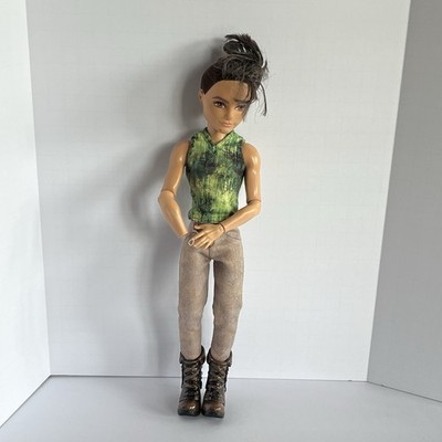 Mattel Ever After High Hunter Huntsman Doll Articulated Boy Doll - Missing HAND