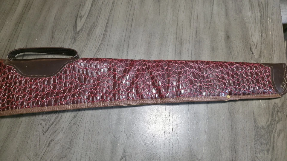 Estuche para rifle/escopeta Boyt DE COLECCIÓN 48" cuero, suave estampado de guepardo en el interior RARO Foto 3 de 4