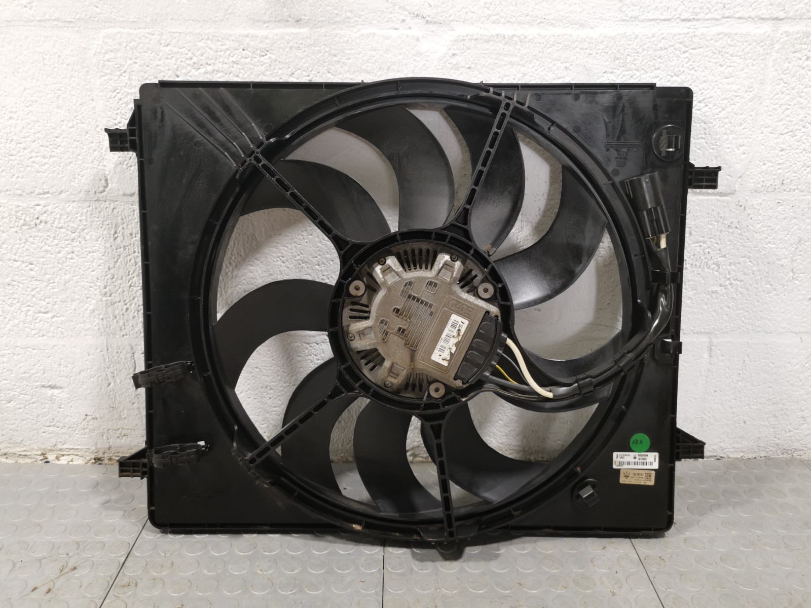 Maserati Ghibli 2015 Radiator fan P/N 16478747