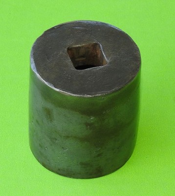 TRUTH  2'' Socket, 3/4'' Drive, 12-Point Mankato MN, Made in USA